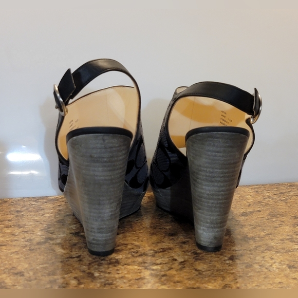 Coach Janet Signature C Pattern Black Wedge Sandals A8186 Size 7.5 Women's - Picture 4 of 6